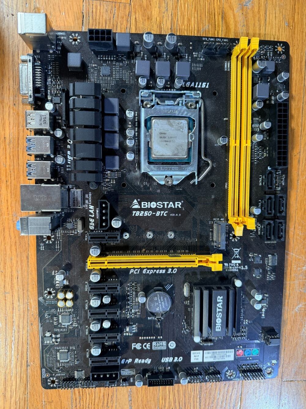 BIOSTAR TB250-BTC Mining Motherboard + Intel Pentium G4400 CPU LGA1151
